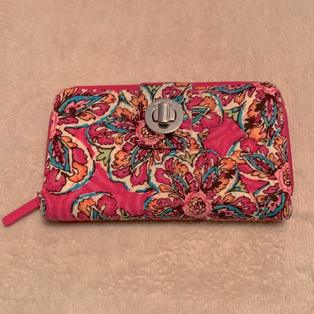 Zippered Vera Bradley Wallet